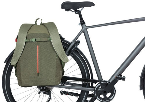 Basil rugzak heren B-Safe Commuter Nordlicht 18l groen