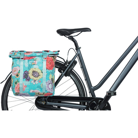 Basil Bloom Field dubbele fietstas 28-35L hemelsblauw